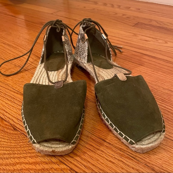 ALDO Delias Tie Sandals - Picture 9 of 12